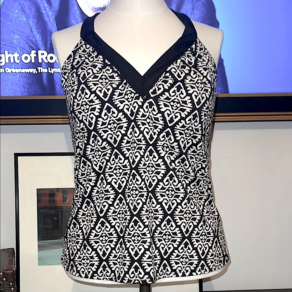 Black & White Patterned Women's Tankini Swim Top